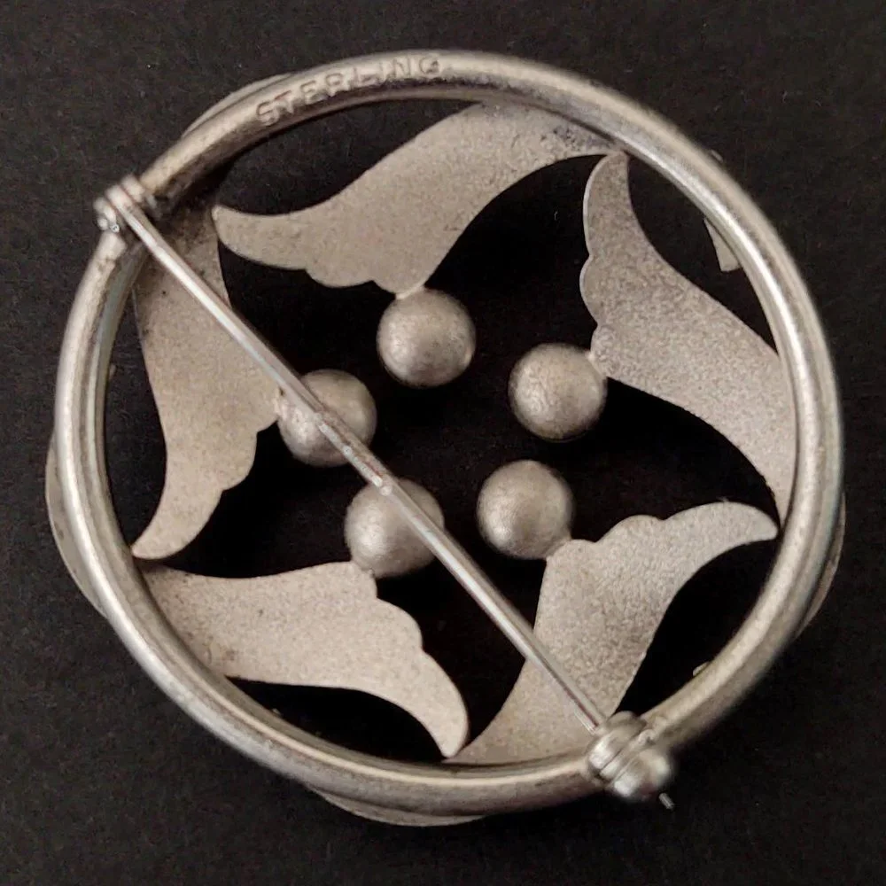 Vintage Simmons sterling and pearl brooch